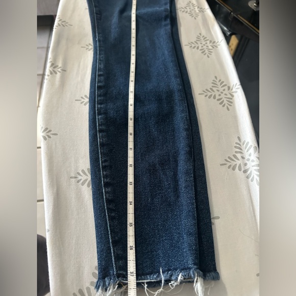 Good American good waist Jeans Size 6/28 - Picture 11 of 11